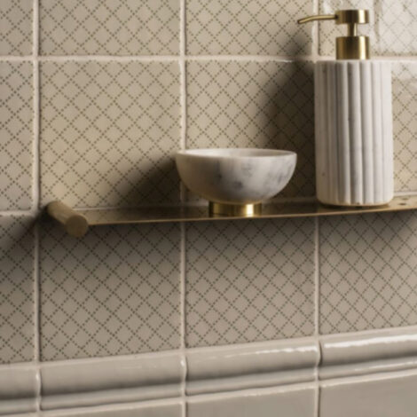 Original-Style-Winchester-Decorative-Trellis-On-Pumice