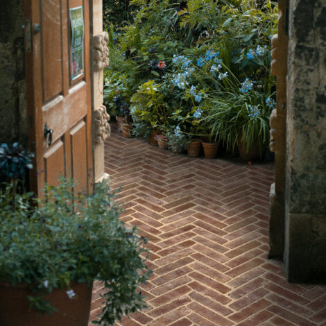Ca'Pietra-Flanders-Warm-Russet-Clay-Paver